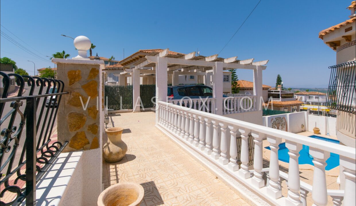 1171_villasmaria_luxury_villa_for_sale_from_villas_fox_with_great_views-18