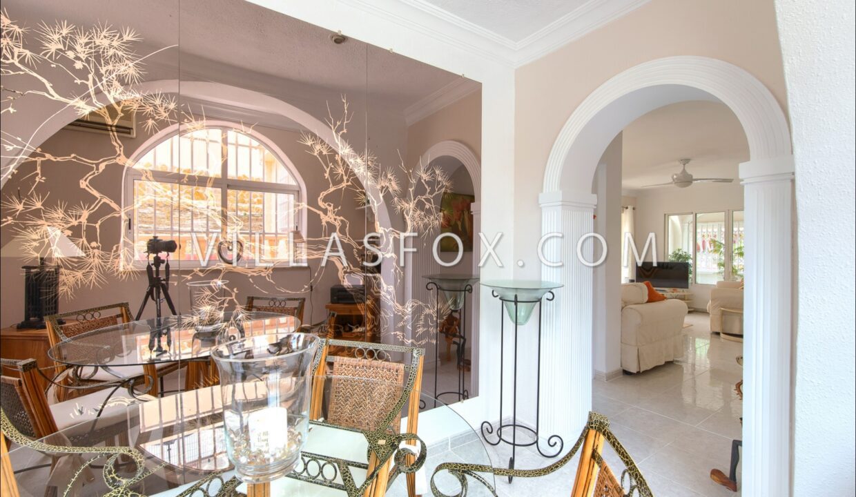 1172_san_miguel_de_salinas_luxury_villa_for_sale-03