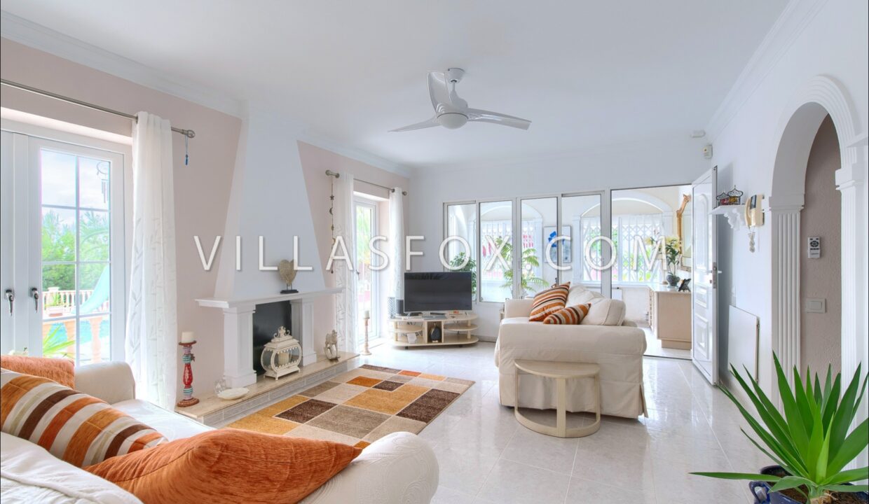 1172_san_miguel_de_salinas_luxury_villa_for_sale-06