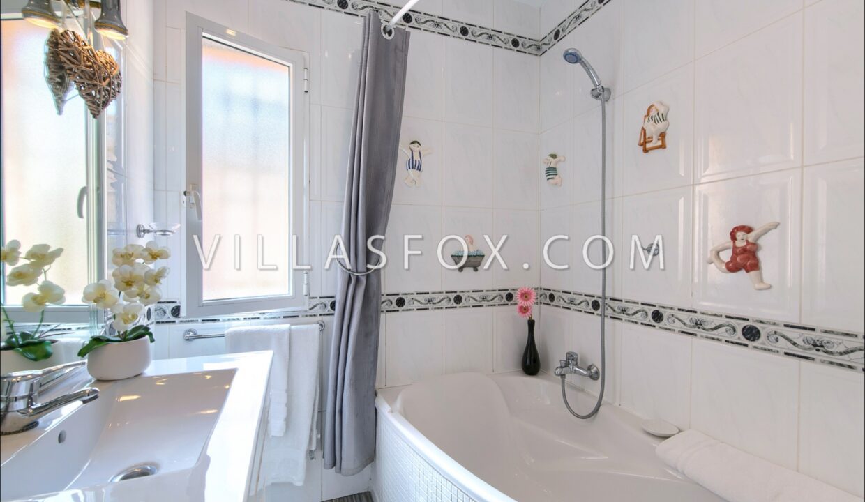 1172_san_miguel_de_salinas_luxury_villa_for_sale-15