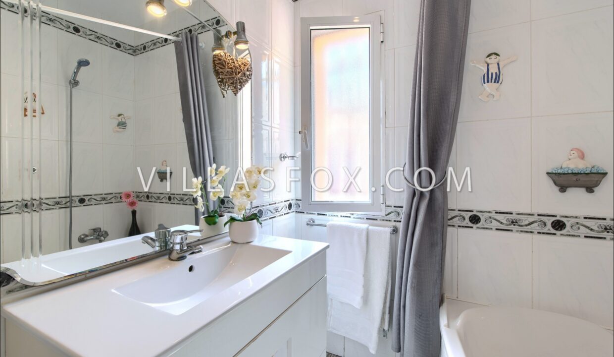 1172_san_miguel_de_salinas_luxury_villa_for_sale-16