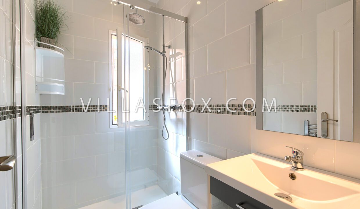 1172_san_miguel_de_salinas_luxury_villa_for_sale-17