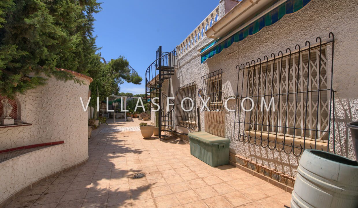 1175_los_balcones_villa_for_sale_with_private_swimming_pool-25