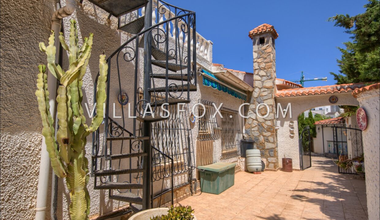 1175_los_balcones_villa_for_sale_with_private_swimming_pool-32