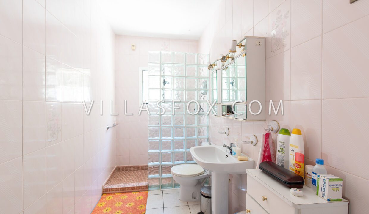 1175_los_balcones_villa_for_sale_with_private_swimming_pool-41