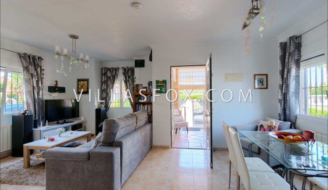 1177_torrestrella_detached_villa_for_sale_san_miguel_de_salinas_villas_fox-02