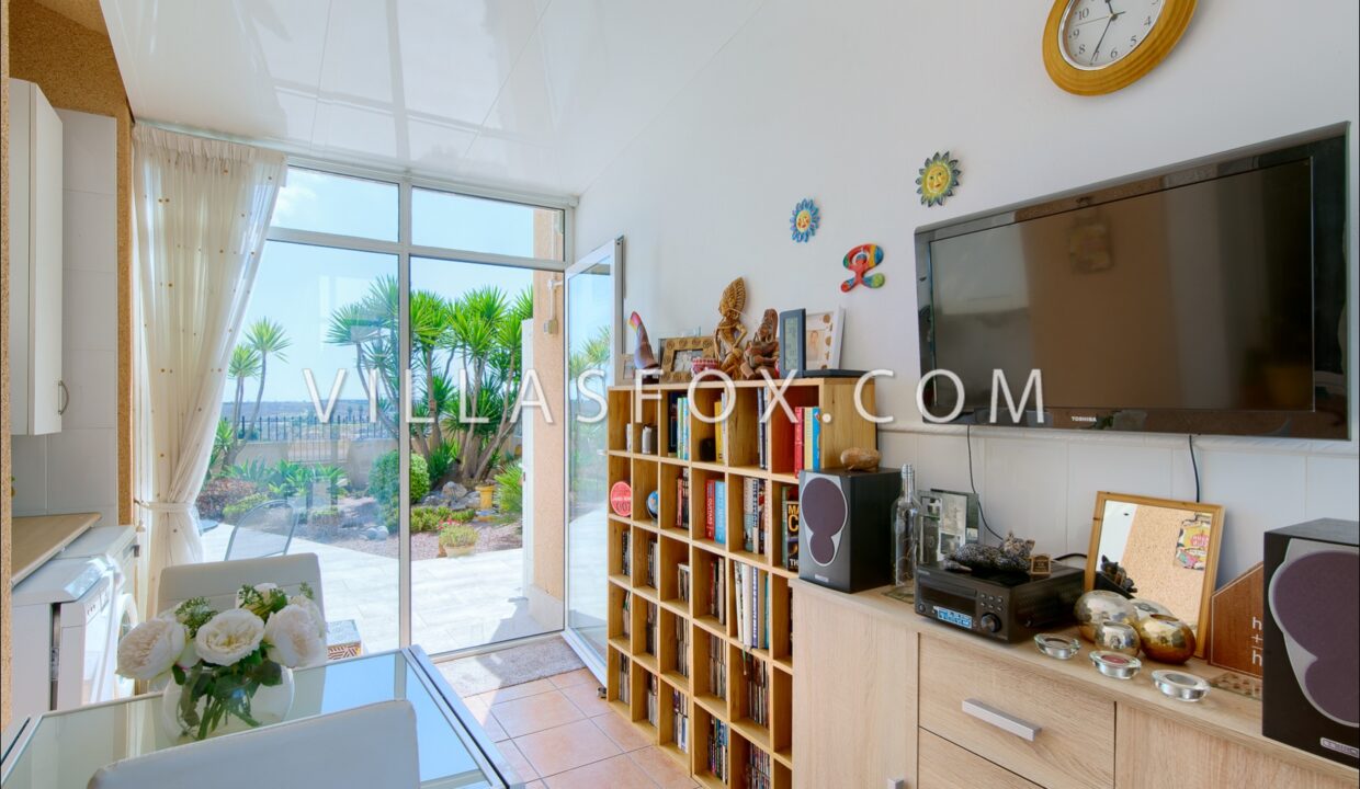 1177_torrestrella_detached_villa_for_sale_san_miguel_de_salinas_villas_fox-09