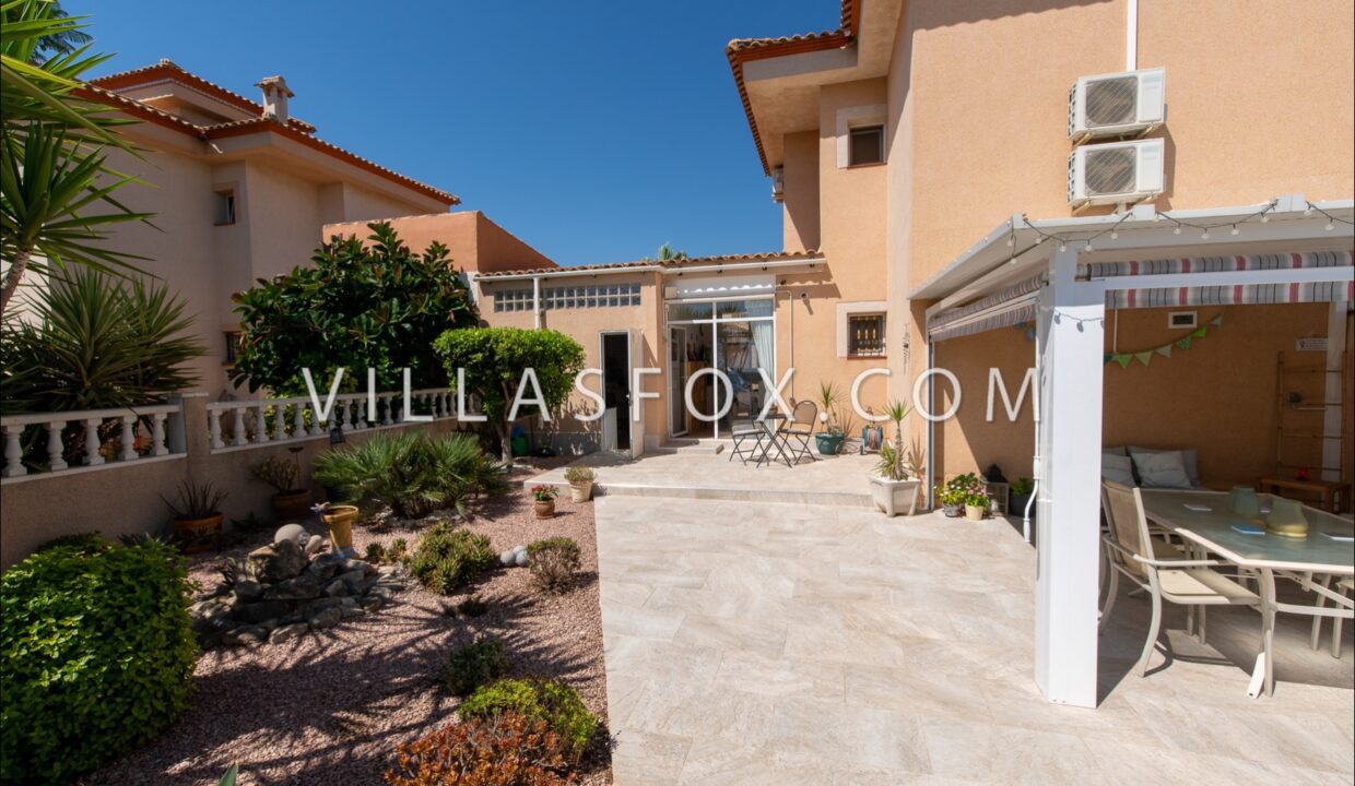 1177_torrestrella_villa_for_sale_las_comunicaciones_san_miguel_de_salinas-03