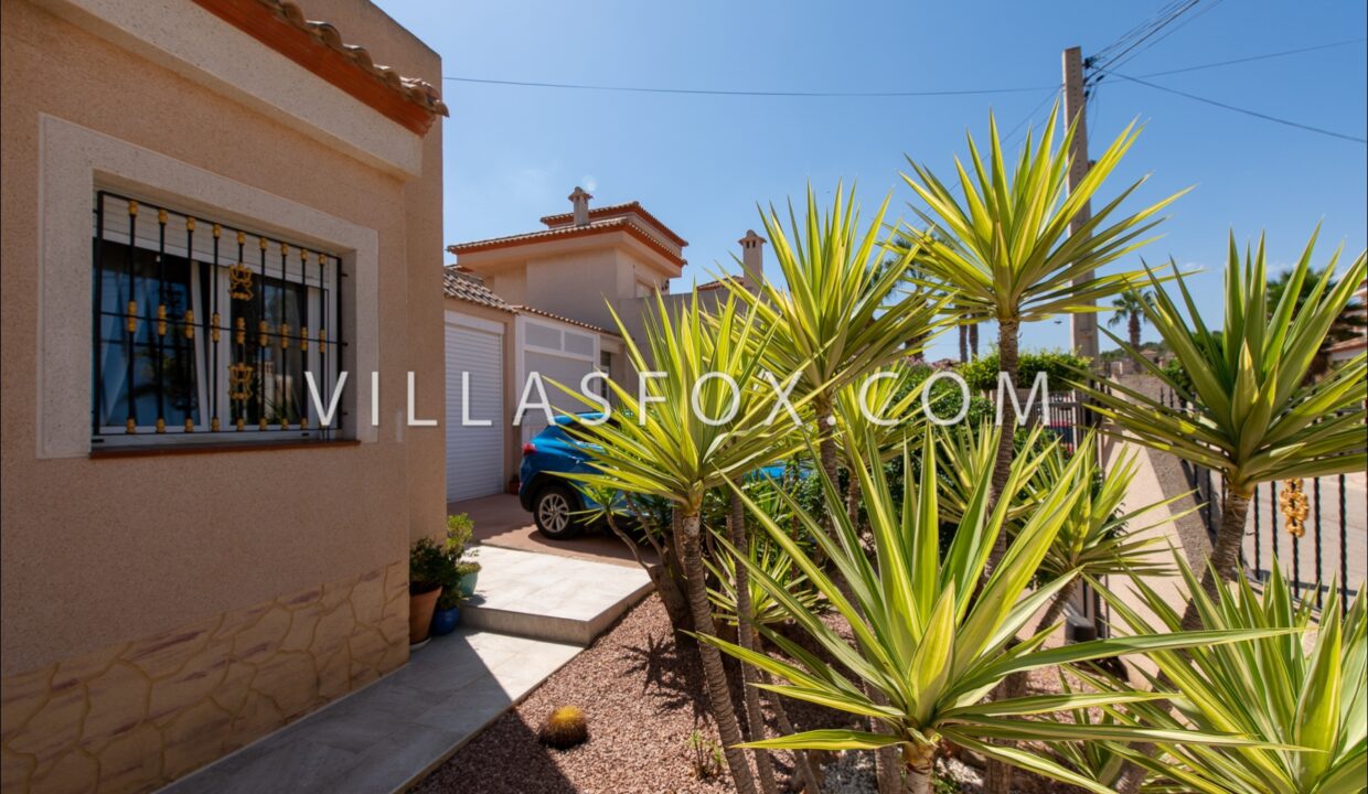 1177_torrestrella_villa_for_sale_las_comunicaciones_san_miguel_de_salinas-11