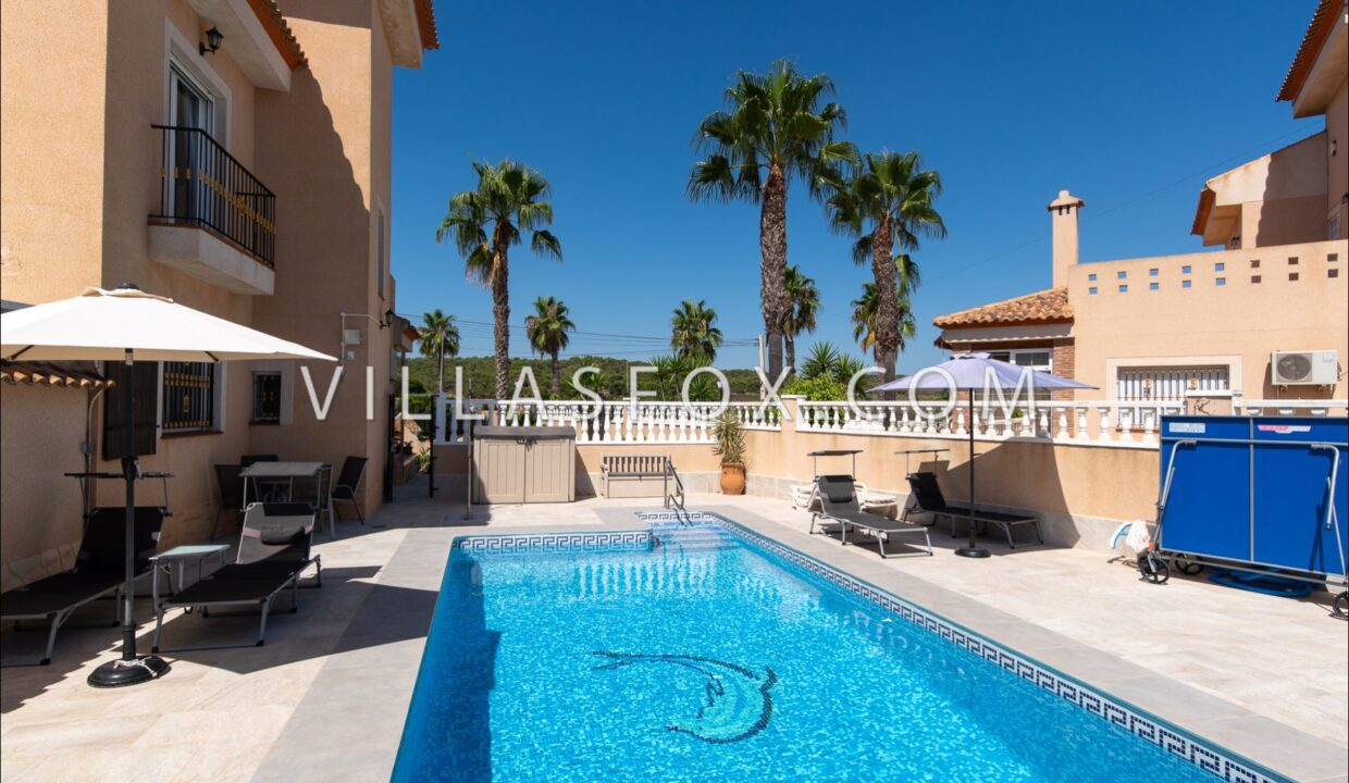 1177_torrestrella_villa_for_sale_las_comunicaciones_san_miguel_de_salinas-21