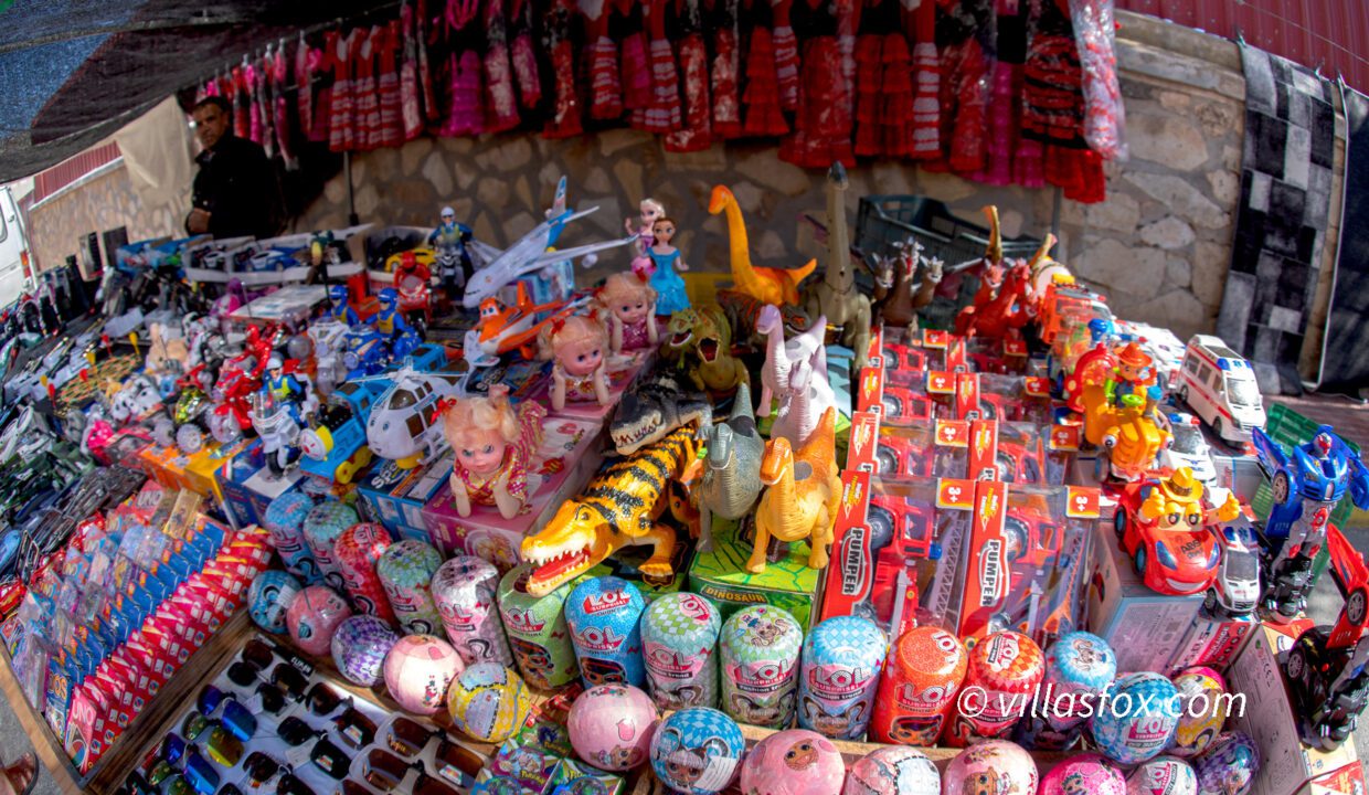 11801681225859SanMigueldeSalinasmercadillostreetmarketeveryWednesday