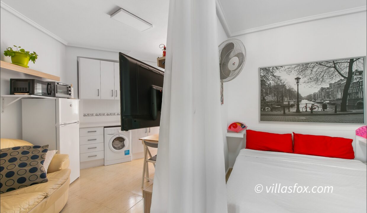 1180_los_pinos_modernised_apartment_for_sale_san_miguel_de_salinas-08