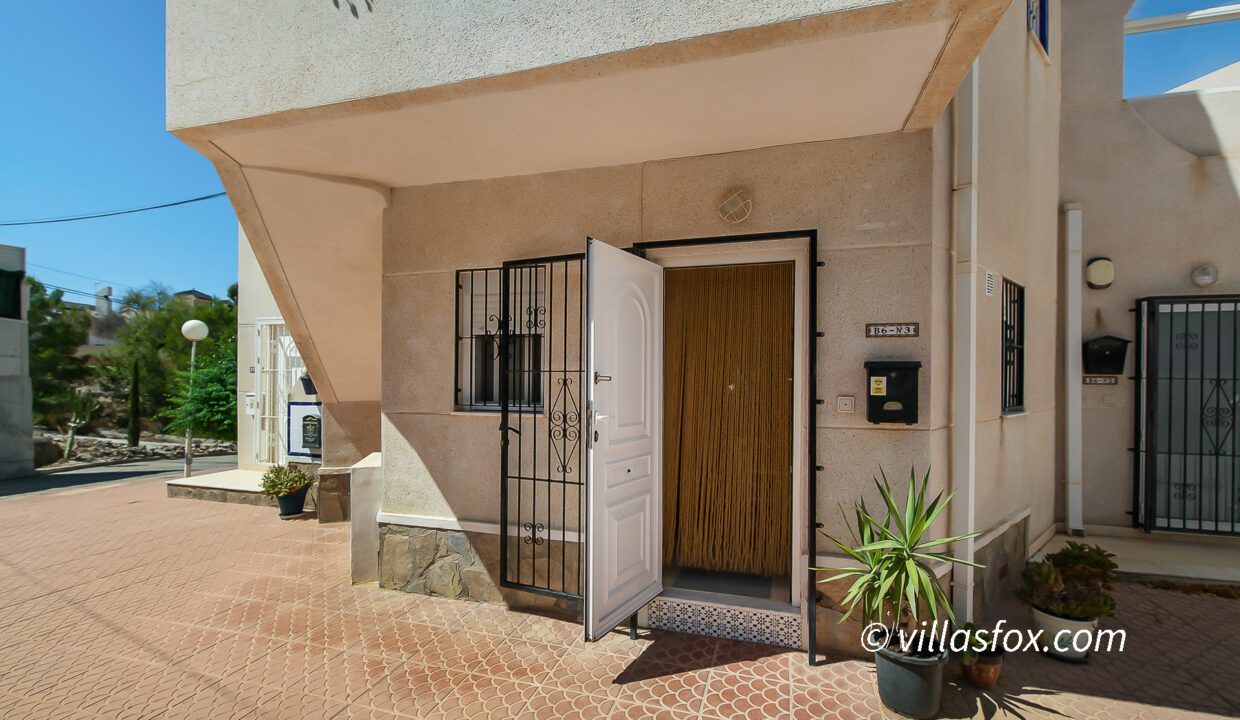 1180_los_pinos_modernised_apartment_for_sale_san_miguel_de_salinas-15