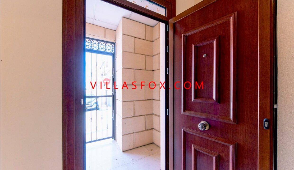 11_San_Miguel_de_Salinas_Townhouse_in_Town_centre_by_Villas_Fox_best_estate_agents_611032944abdf