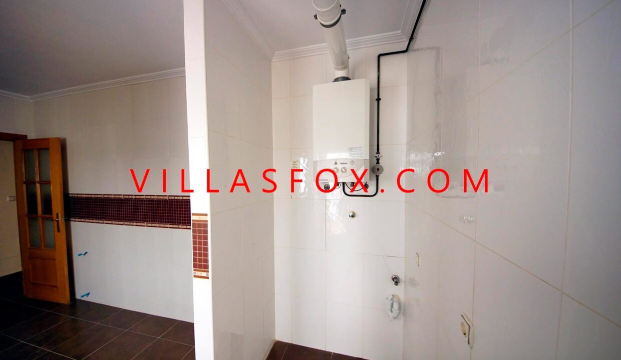 12_San_Miguel_de_Salinas_Apartment_in_Town_centre_by_Villas_Fox_best_estate_agents_61103b53d8adb