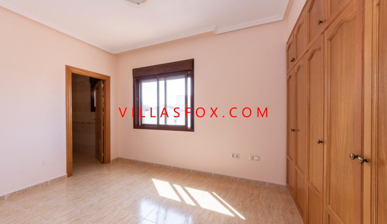 1332_45_san_miguel_de_salinas_townhouse_in_town_centre_by_villas_fox_best_estate_agents_6110329b87bc3