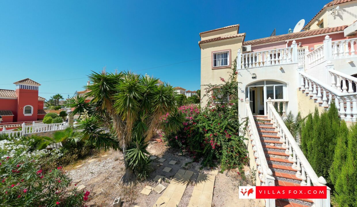 1340_05-el_galan_blue_lagoon_san_miguel_de_salinas_apartment_with_garden_for_sale-09