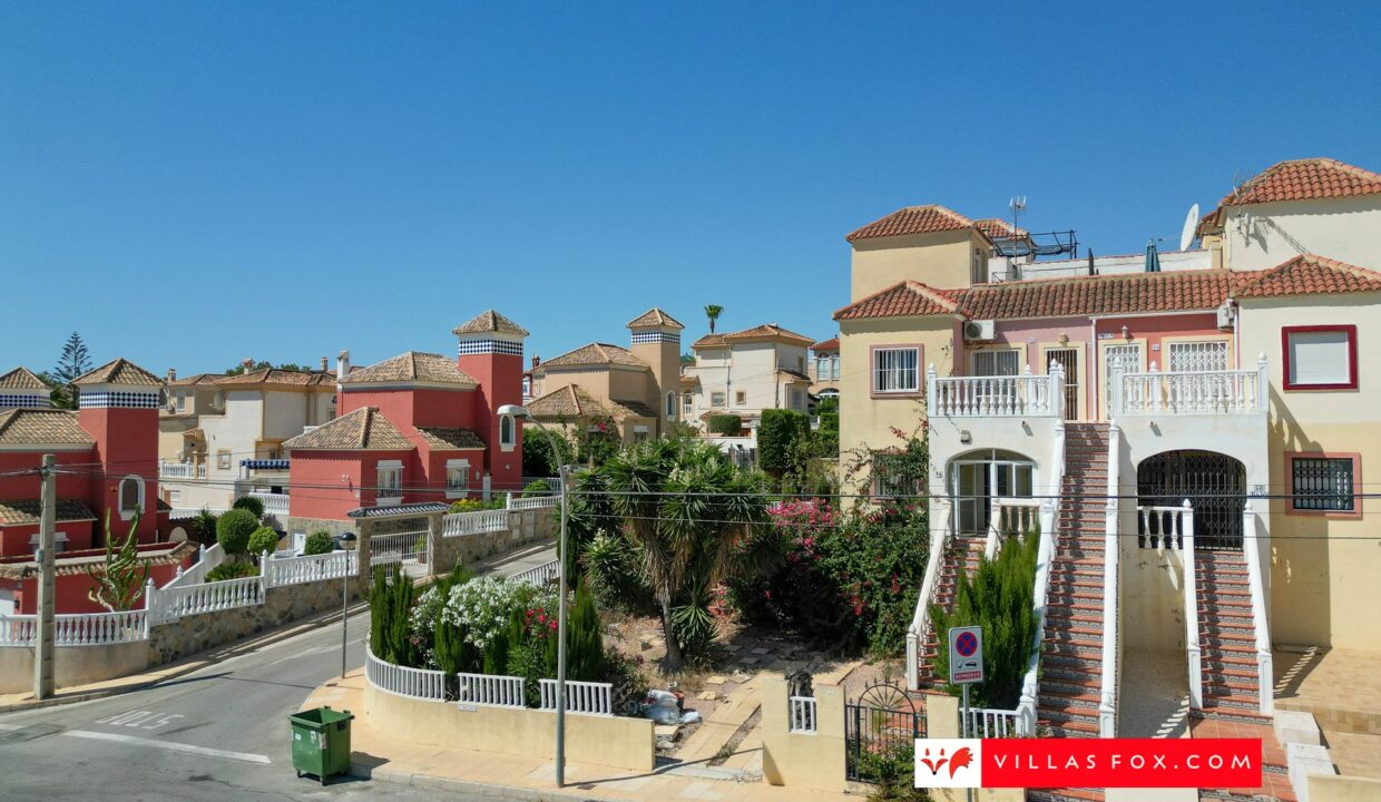 1340_06-el_galan_blue_lagoon_san_miguel_de_salinas_apartment_with_garden_for_sale-12