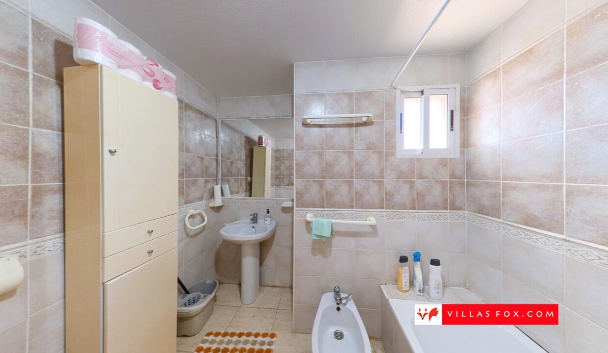 1340_17-el_galan_blue_lagoon_san_miguel_de_salinas_apartment_with_garden_for_sale-26