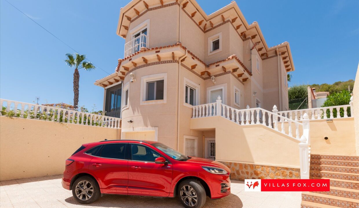 1360_01-villas_maria_las_comunicaciones_san_miguel_de_salinas_luxury_villa_for_sale-70