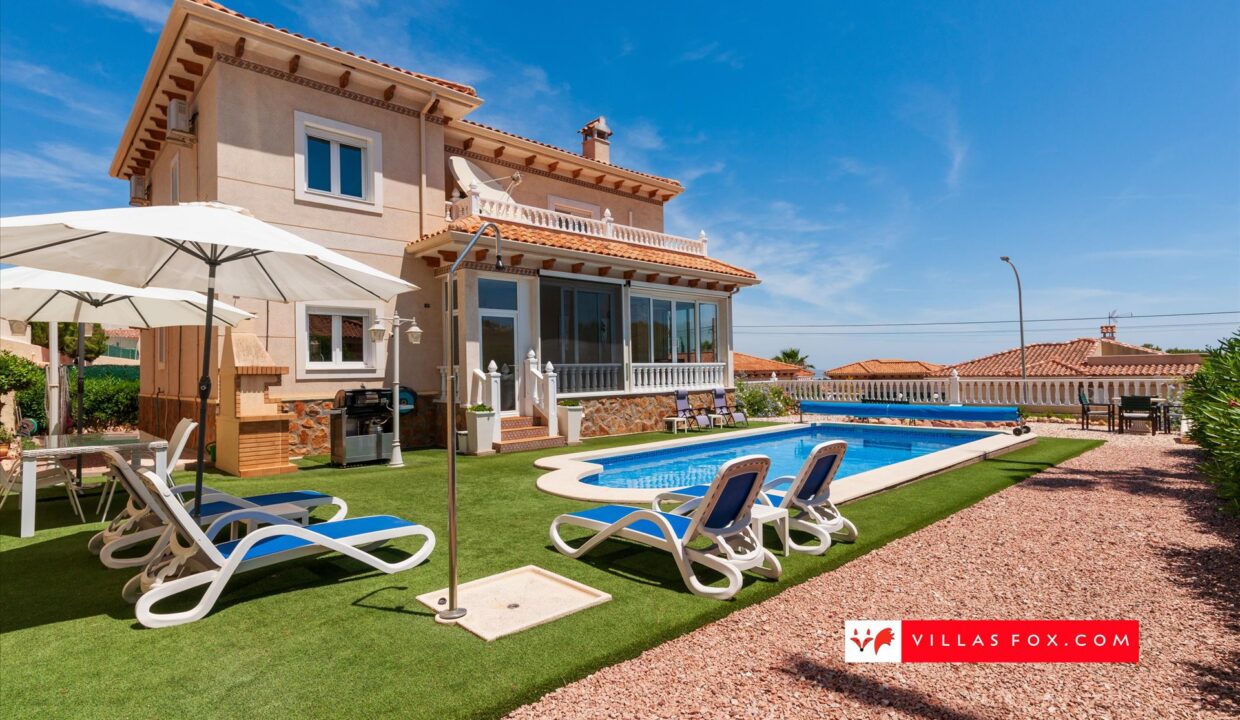 1360_02-villas_maria_las_comunicaciones_san_miguel_de_salinas_luxury_villa_for_sale-57