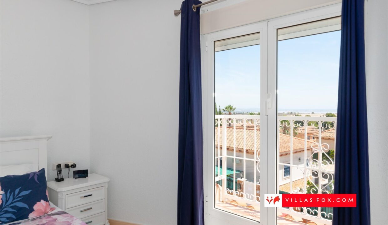 1360_24-villas_maria_las_comunicaciones_san_miguel_de_salinas_luxury_villa_for_sale-18