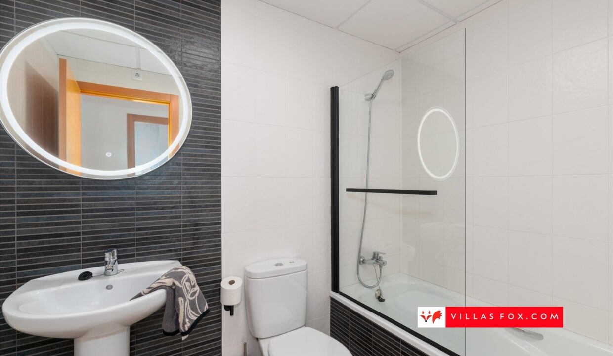 1366_20-san_miguel_de_salinas_costa_v_top-floor_apartment-43