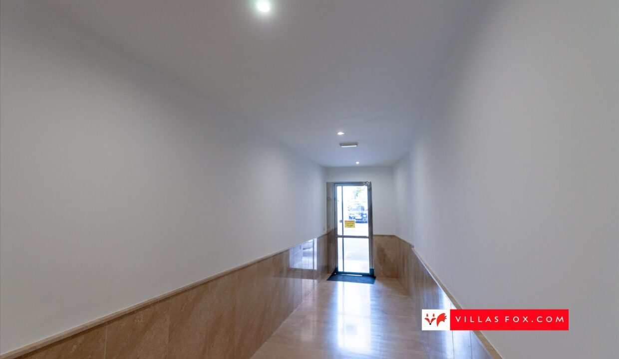 1366_39-san_miguel_de_salinas_top_floor_luxury_3_bedroom_apartment-12