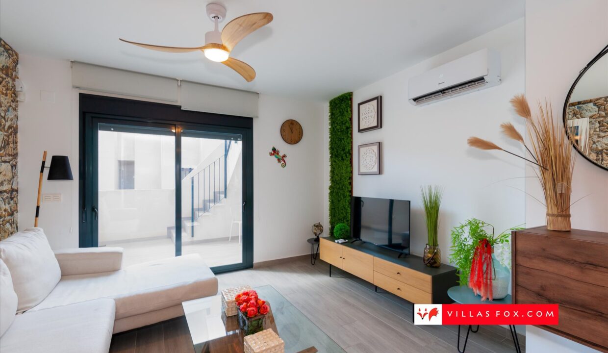 1368_09-luxury_3-bedroom_top-floor_apartment_for_sale_san_miguel_de_salinas-19