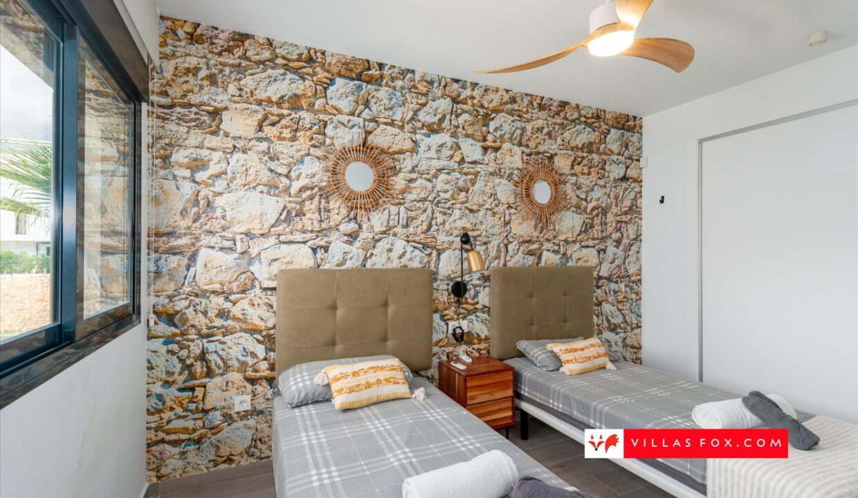 1368_15-luxury_3-bedroom_top-floor_apartment_for_sale_san_miguel_de_salinas-09