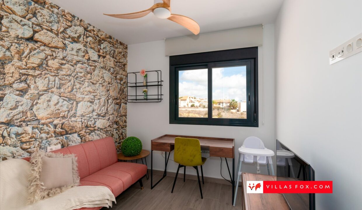 1368_17-luxury_3-bedroom_top-floor_apartment_for_sale_san_miguel_de_salinas-12