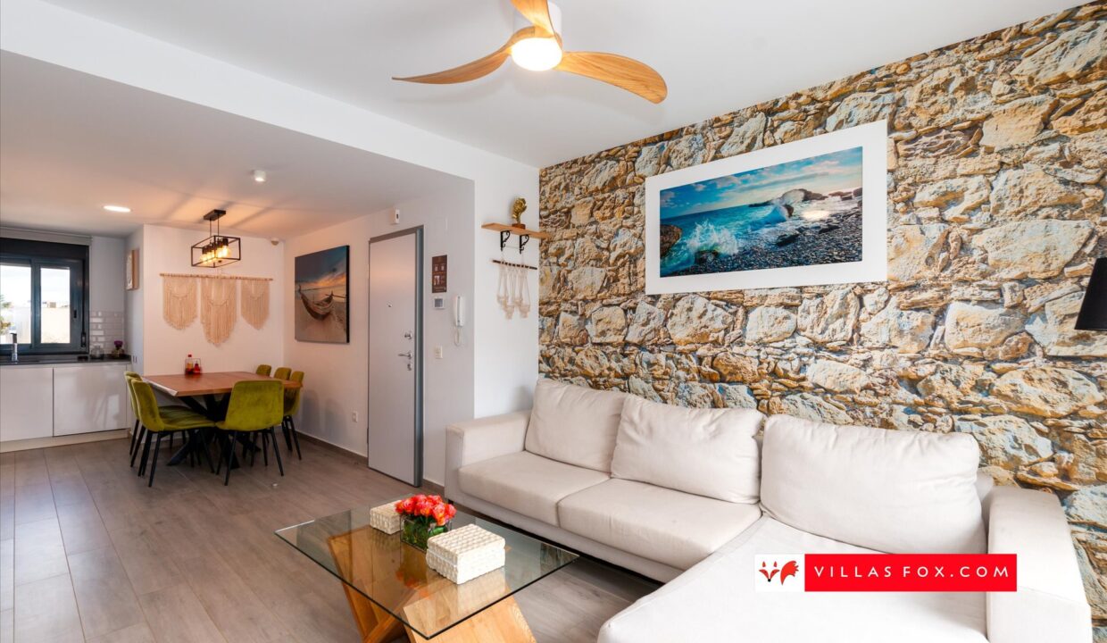 1368_23-luxury_3-bedroom_top-floor_apartment_for_sale_san_miguel_de_salinas-21