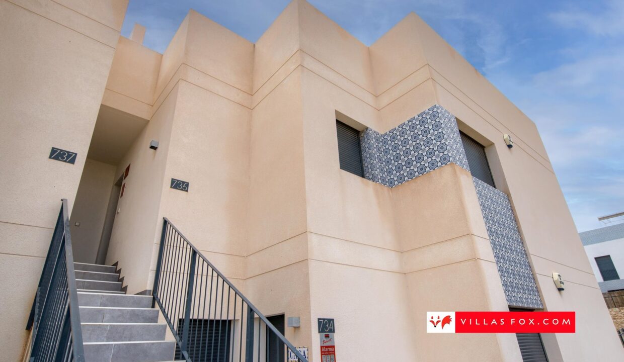 1368_33-luxury_3-bedroom_top-floor_apartment_for_sale_san_miguel_de_salinas-34
