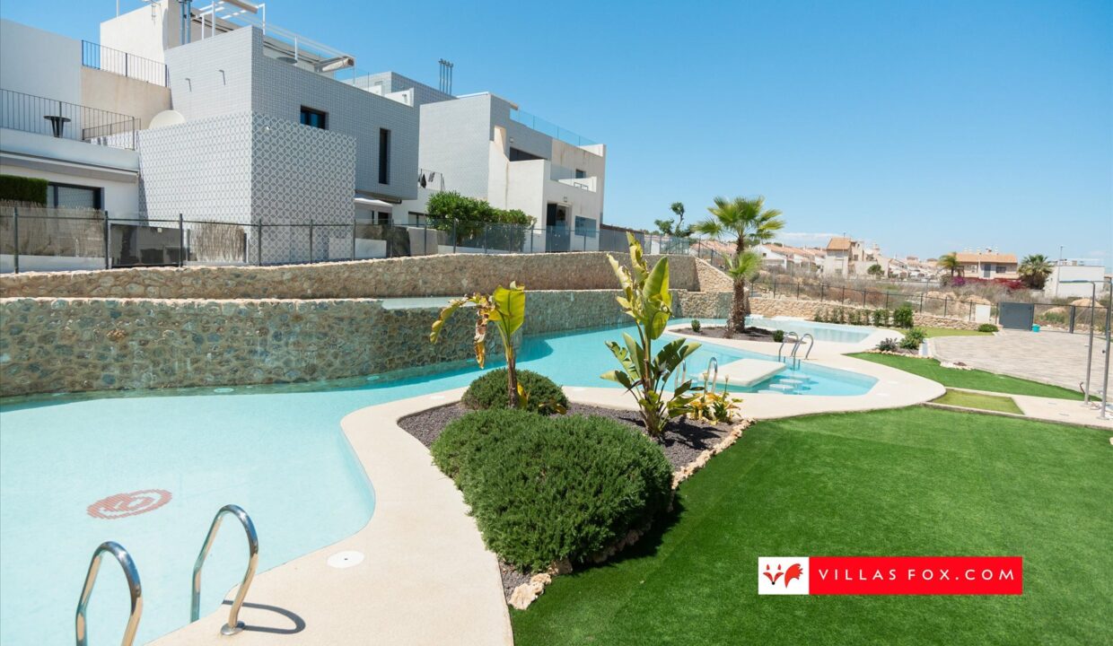 1368_36-luxury_3-bedroom_top-floor_apartment_for_sale_san_miguel_de_salinas-39