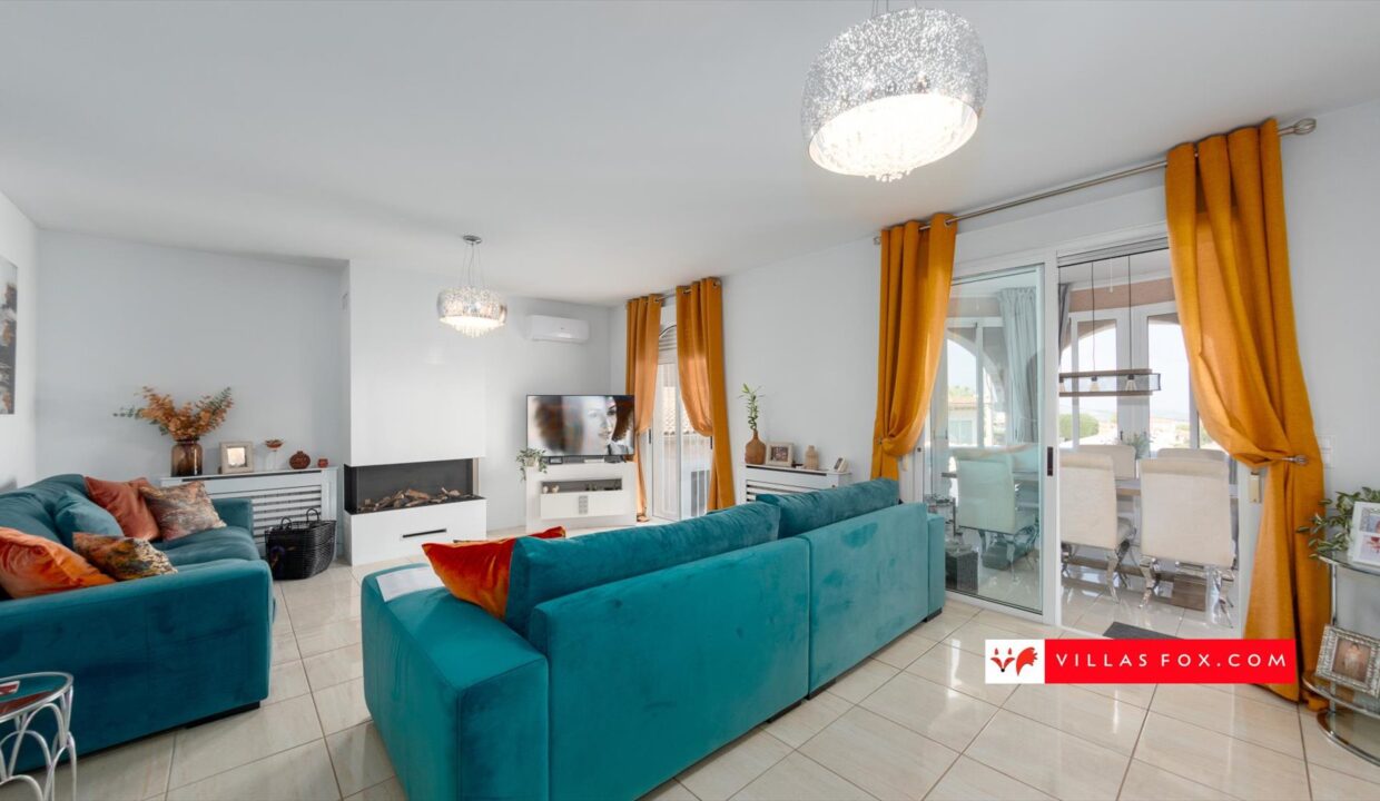 1390_02-san_miguel_de_salinas_villas_for_sale_las_comunicaciones_villas_maria_torrestrella_-02