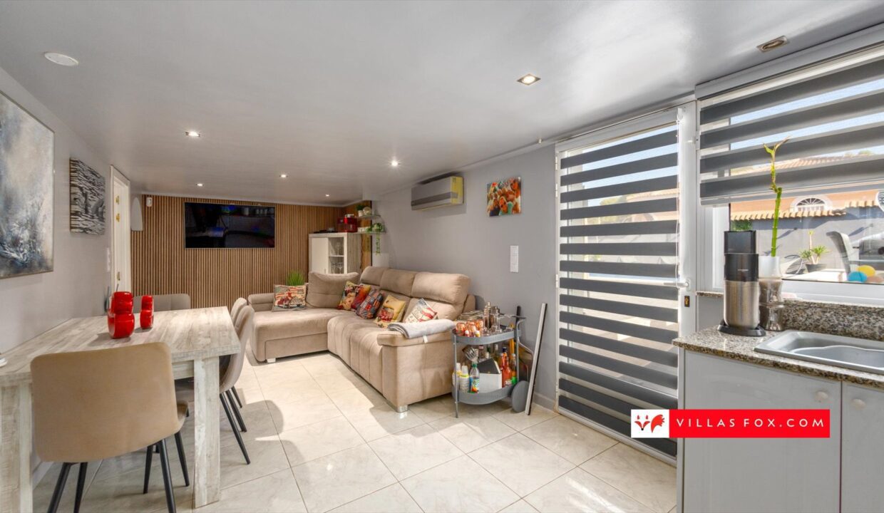 1390_24-san_miguel_de_salinas_villas_for_sale_las_comunicaciones_villas_maria_torrestrella_-19