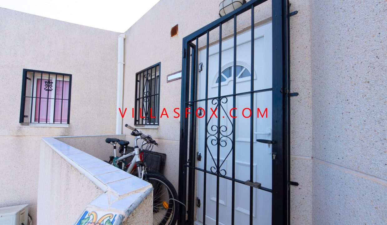 13_San_Miguel_de_Salinas_Apartment_in_Mirador_de_San_Miguel_by_Villas_Fox_best_estate_agents_610fd8c222f69