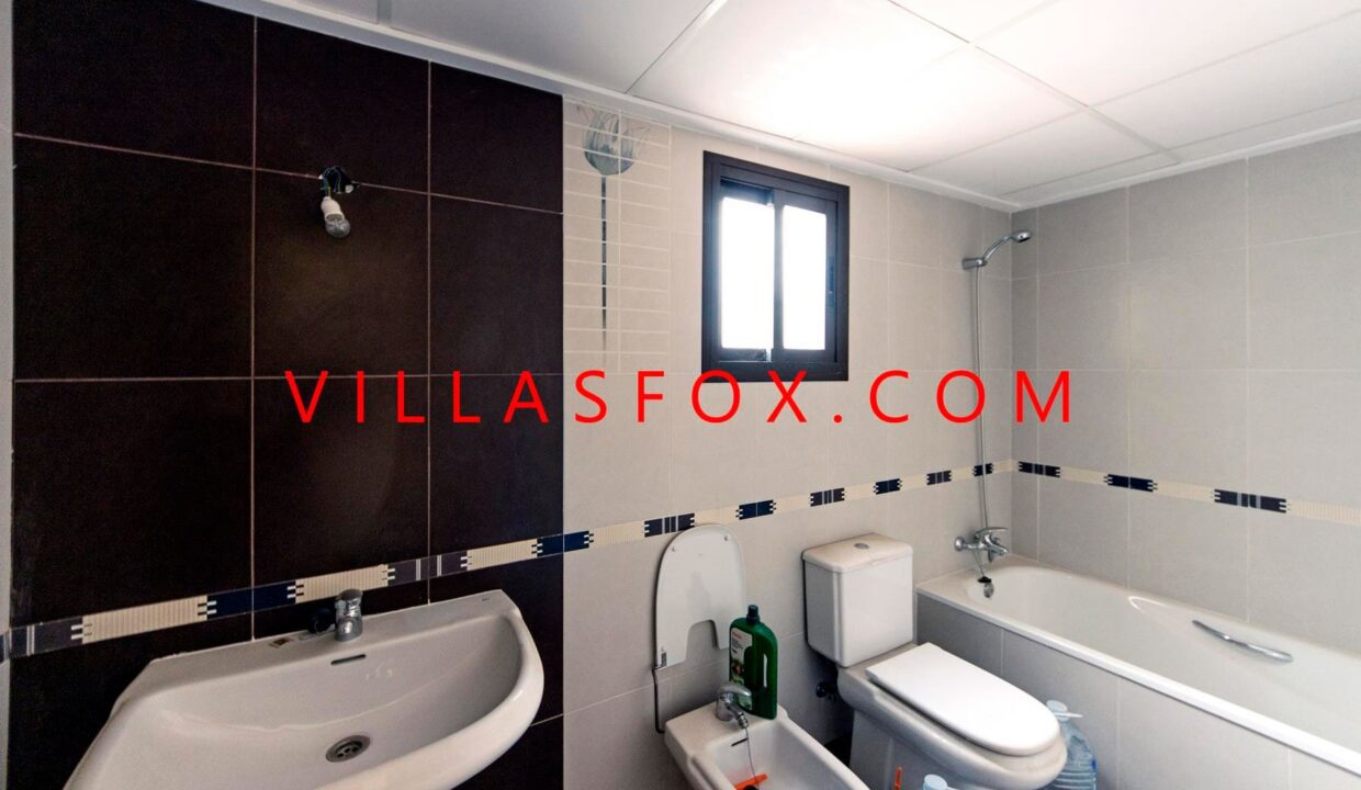 13_San_Miguel_de_Salinas_Apartment_in_Town_centre_by_Villas_Fox_best_estate_agents_61103b52303c8