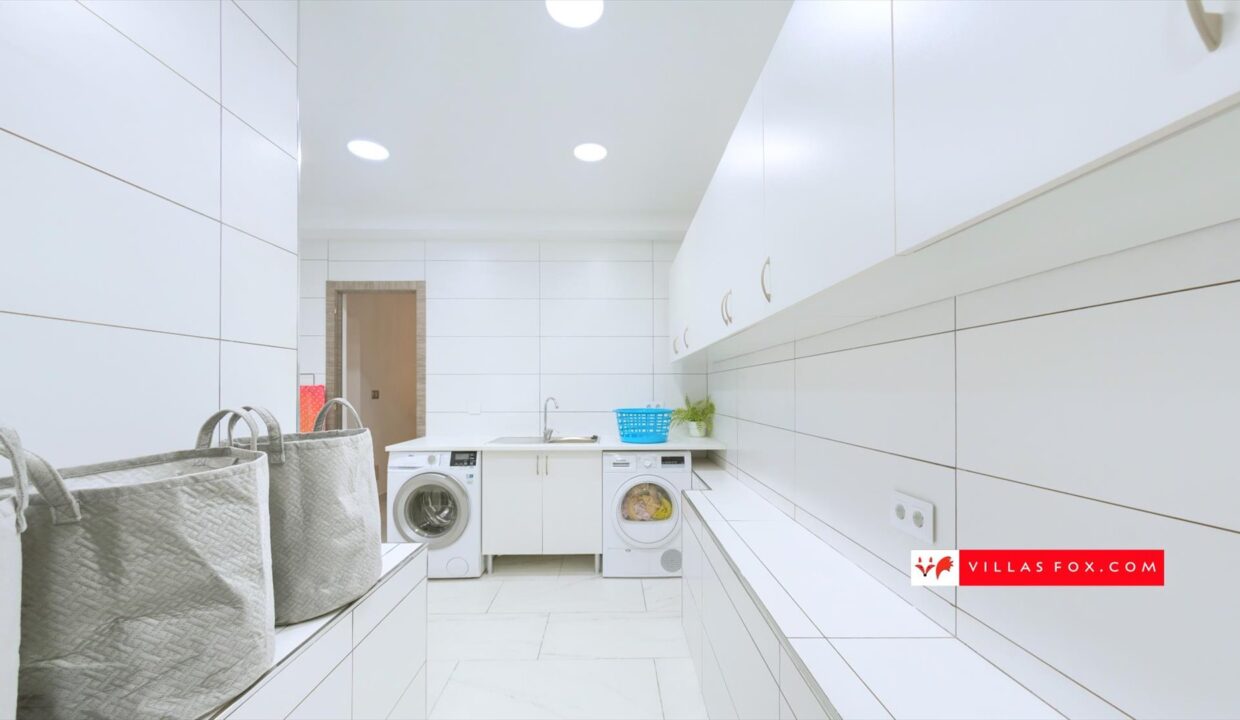 1430_13-villas_mar__villa_for_sale_las_comunicaciones_san_miguel_de_salinas-03