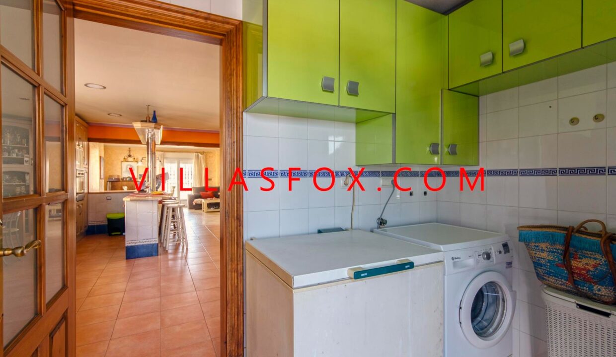 15_San_Miguel_de_Salinas_Townhouse_in_Town_centre_by_Villas_Fox_best_estate_agents_61102ebe8201c