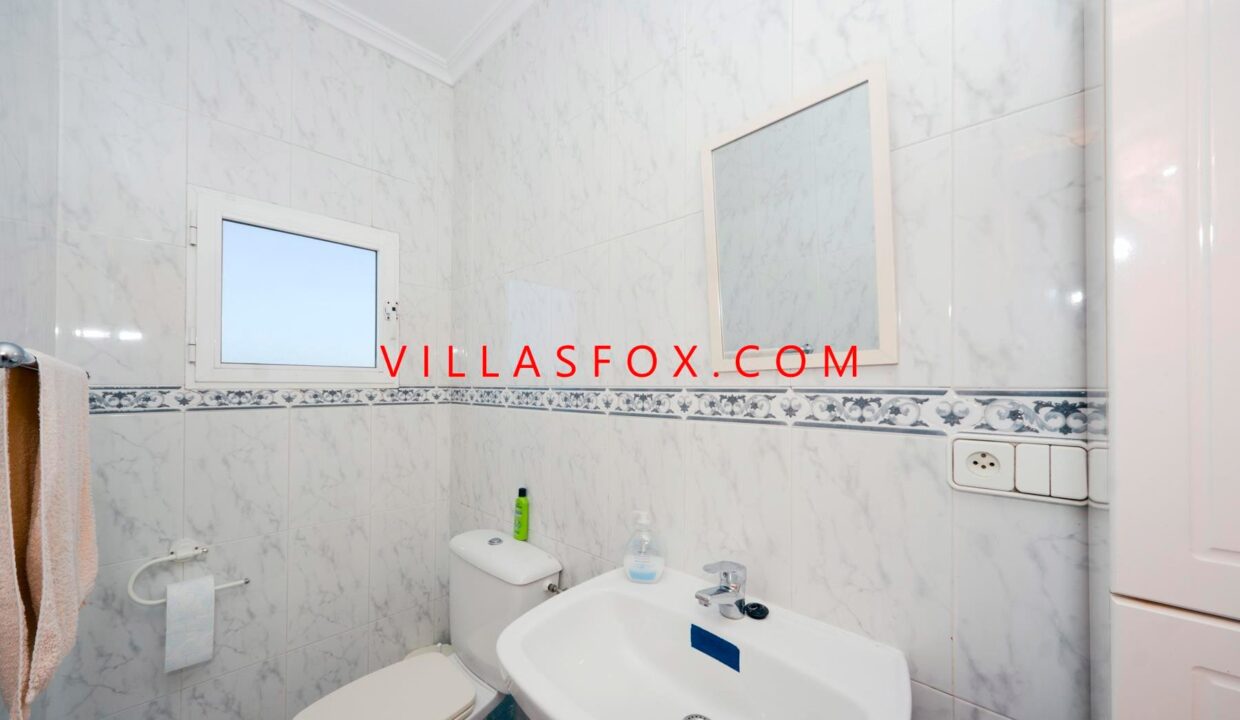 17_San_Miguel_de_Salinas_Townhouse_in_Balcn_de_la_Costa_Blanca_by_Villas_Fox_best_estate_agents_6112886fa18f1