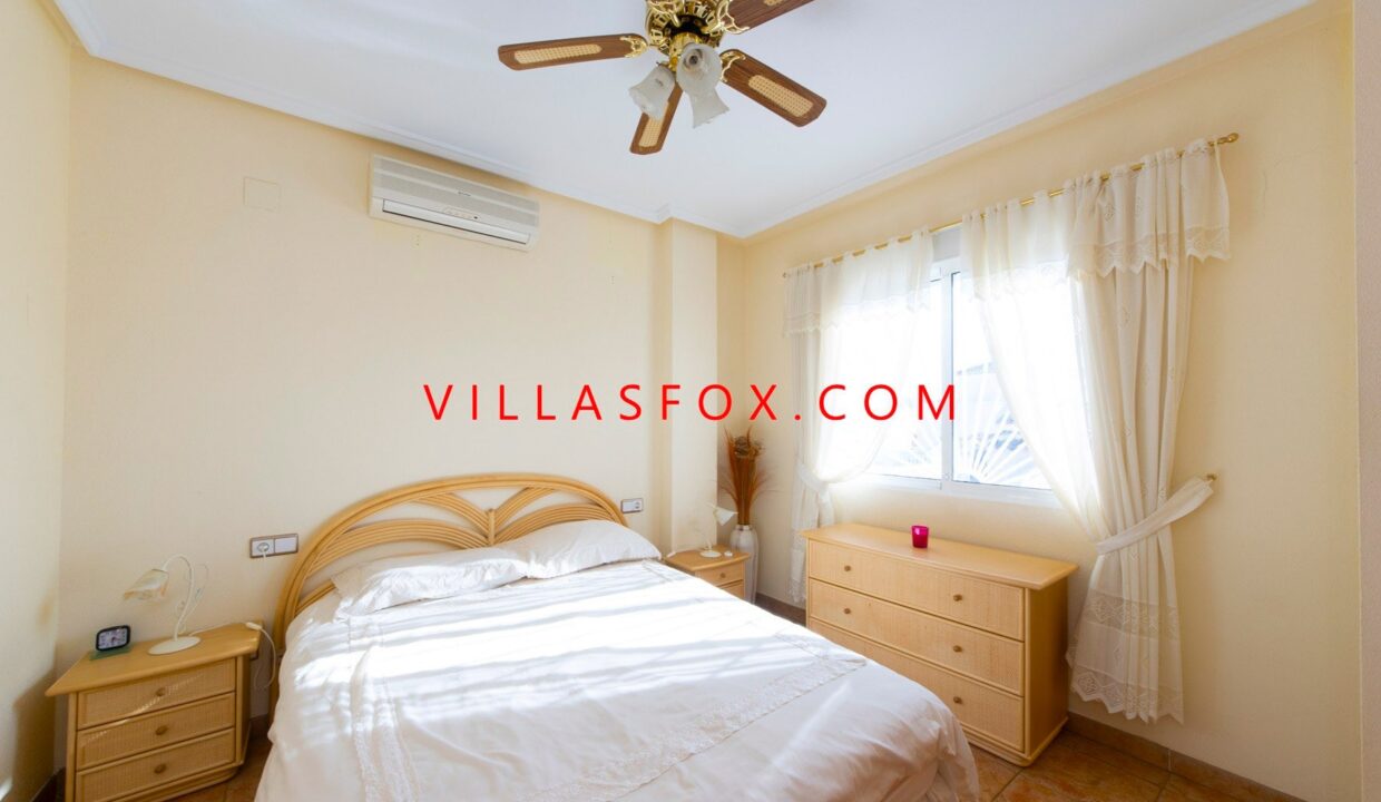 19_San_Miguel_de_Salinas_Detached_Villa_in_Lakeview_Mansions_by_Villas_Fox_best_estate_agents_610ff4d0c3aee