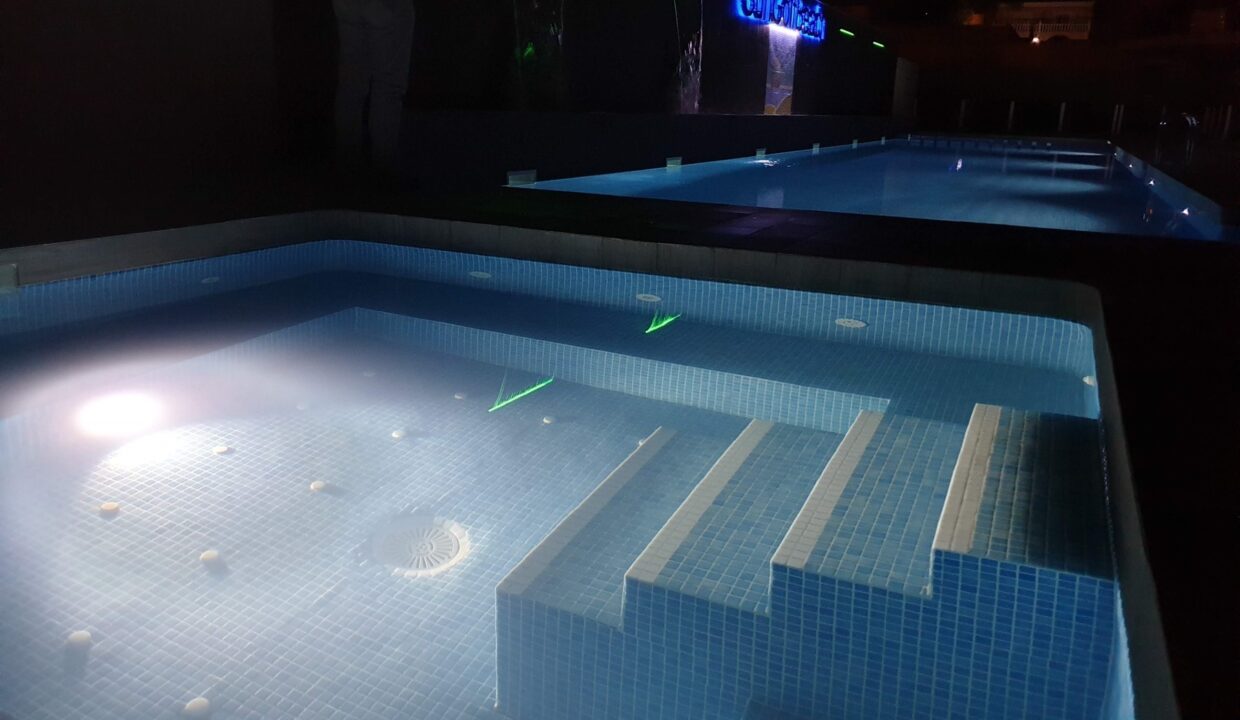 20181112_19425760535a4ddde72