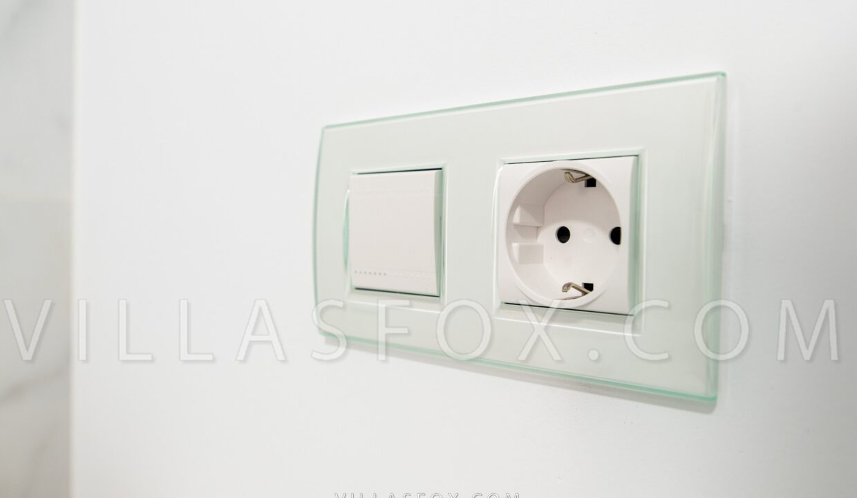 20_San_Miguel_de_Salinas_Apartment_in_Town_centre_by_Villas_Fox_best_estate_agents_61d15128b8a9b