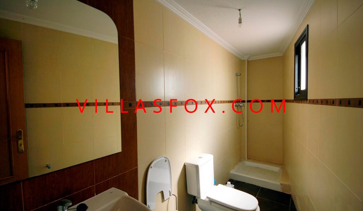 22_San_Miguel_de_Salinas_Apartment_in_Town_centre_by_Villas_Fox_best_estate_agents_61103b54f3c08