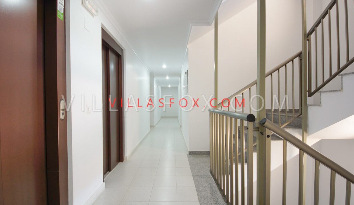 22_San_Miguel_de_Salinas_Apartment_in_Town_centre_by_Villas_Fox_best_estate_agents_61da9d2859a28