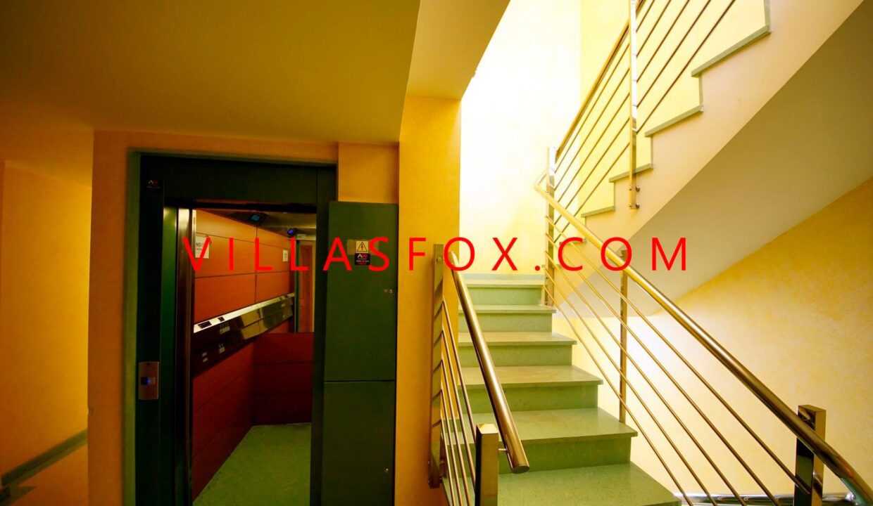 23_San_Miguel_de_Salinas_Apartment_in_Town_centre_by_Villas_Fox_best_estate_agents_61103b552db11