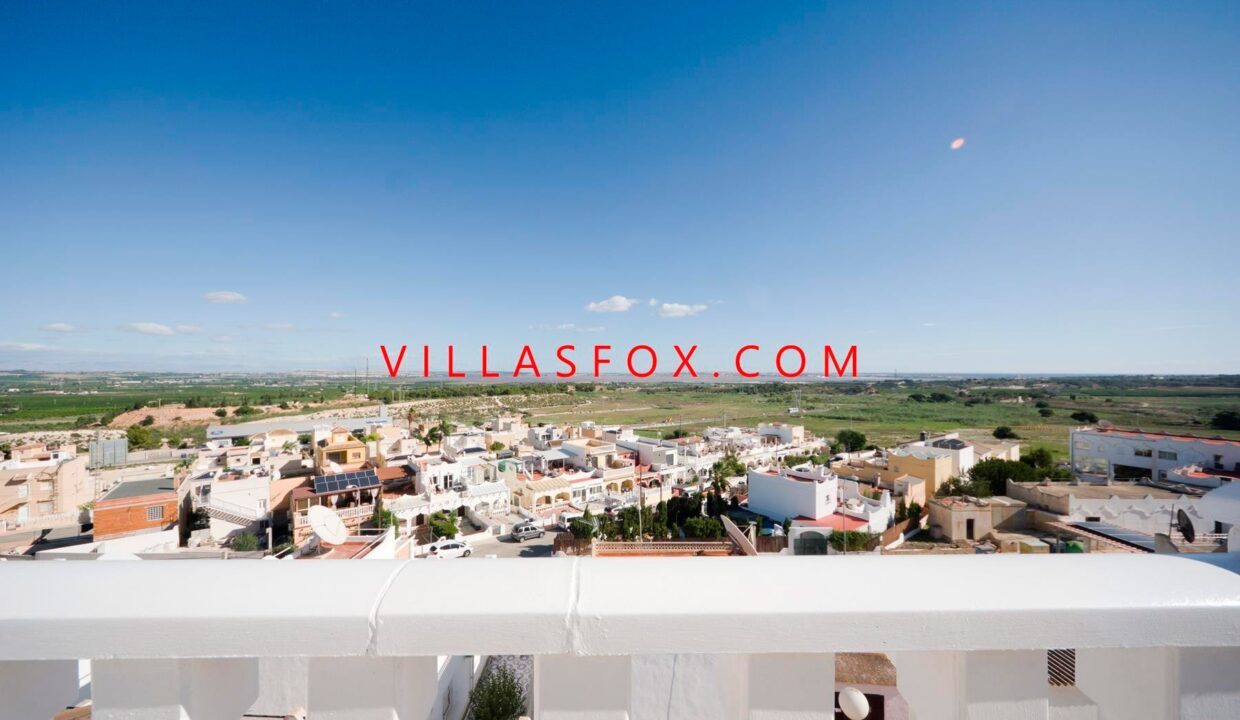 23_San_Miguel_de_Salinas_Townhouse_in_Balcn_de_la_Costa_Blanca_by_Villas_Fox_best_estate_agents_61128870de7c1
