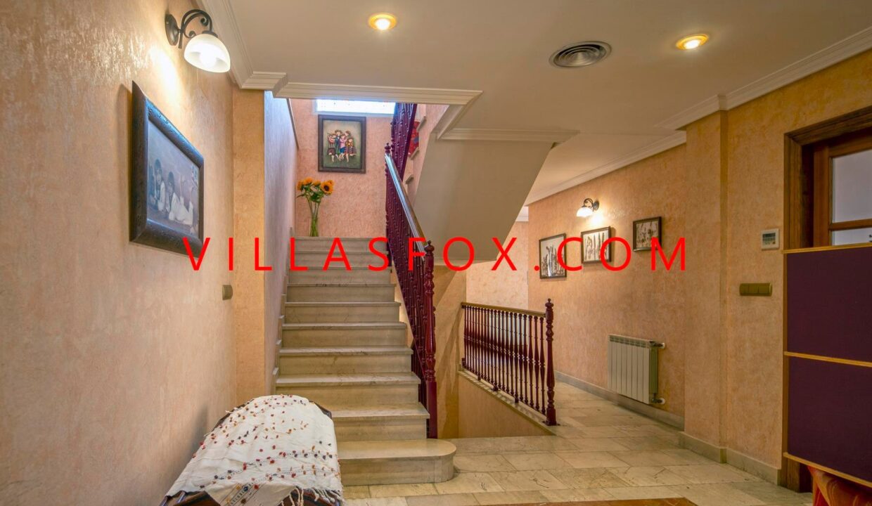 23_San_Miguel_de_Salinas_Townhouse_in_Town_centre_by_Villas_Fox_best_estate_agents_61102ec226c62