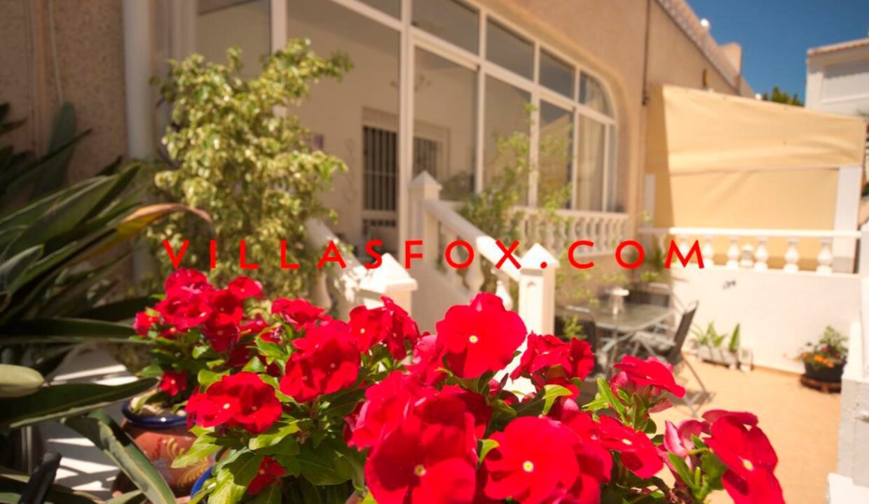 24_San_Miguel_de_Salinas_Townhouse_in_Balcn_de_la_Costa_Blanca_by_Villas_Fox_best_estate_agents_610fdc1641e1d